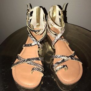 Carlos sandals